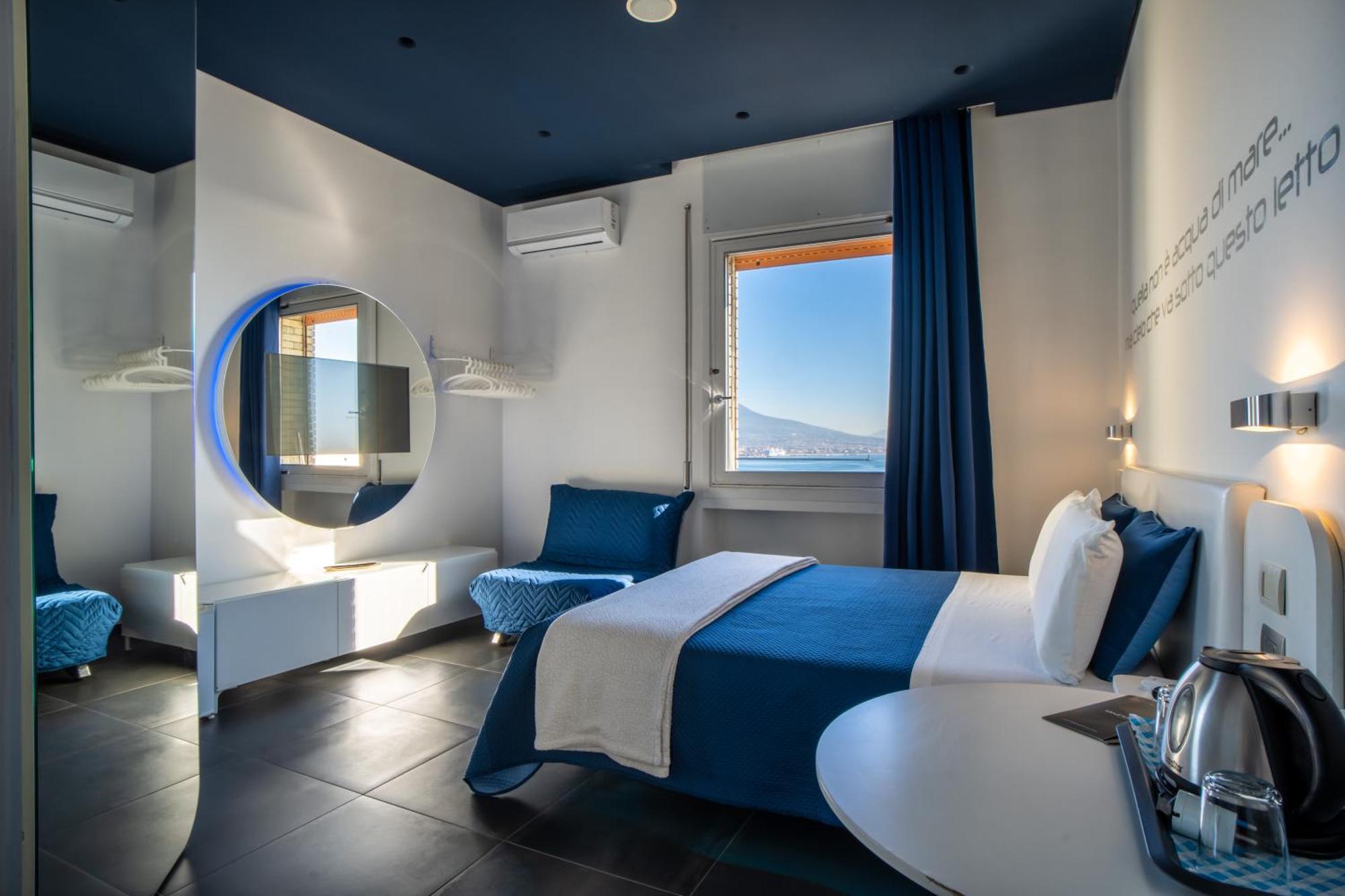 نابولي Skyhouse Beverello المظهر الخارجي الصورة